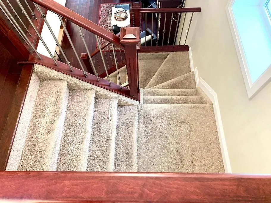 Appartement Spacious 6 Beds 3 Baths Home In Central Wifi Parking Ac Edmonton