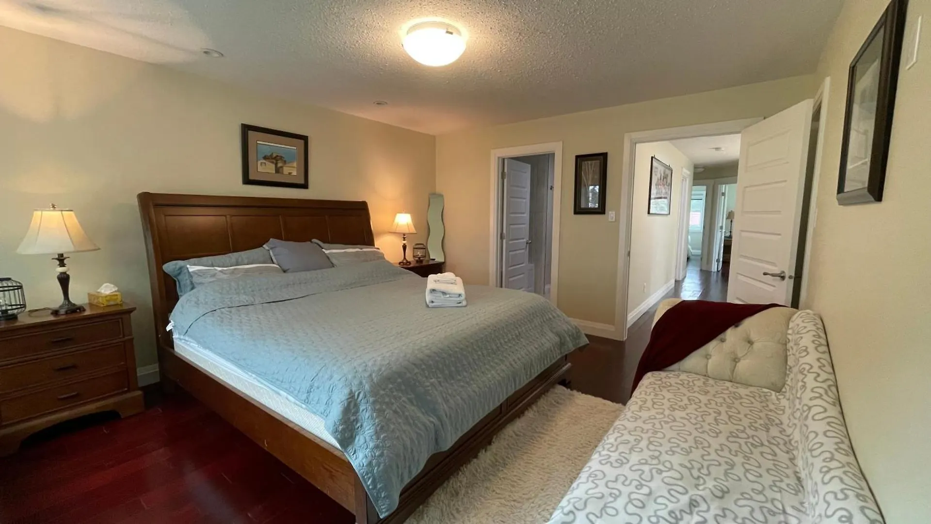 Appartement Spacious 6 Beds 3 Baths Home In Central Wifi Parking Ac Edmonton